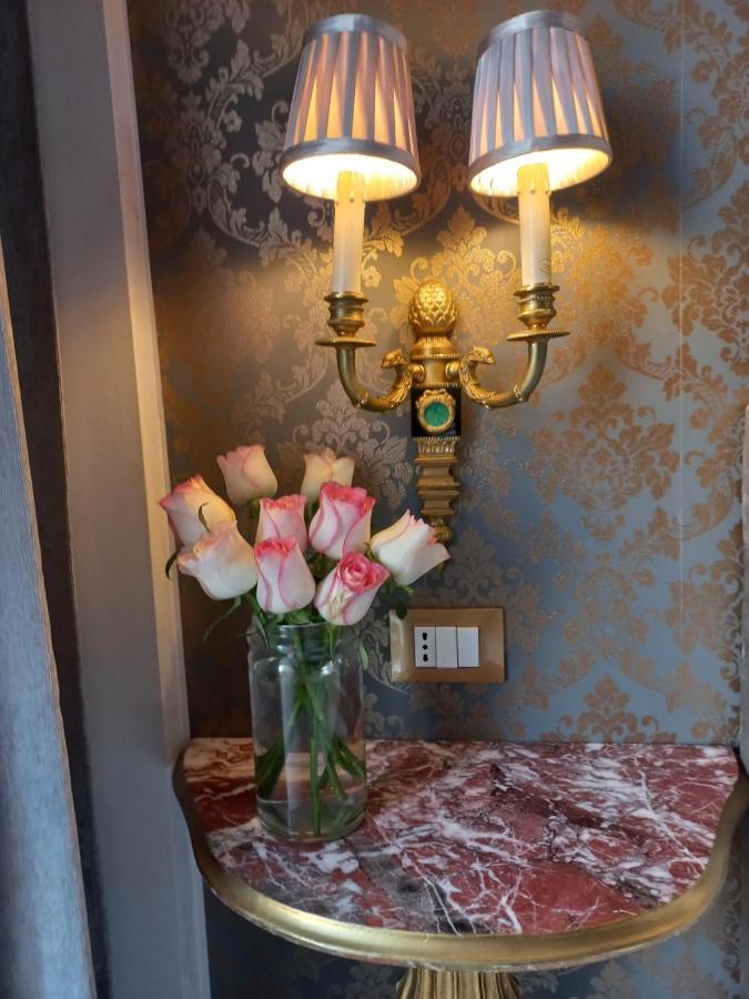 Dorotea Rooms Torino Centro エクステリア 写真